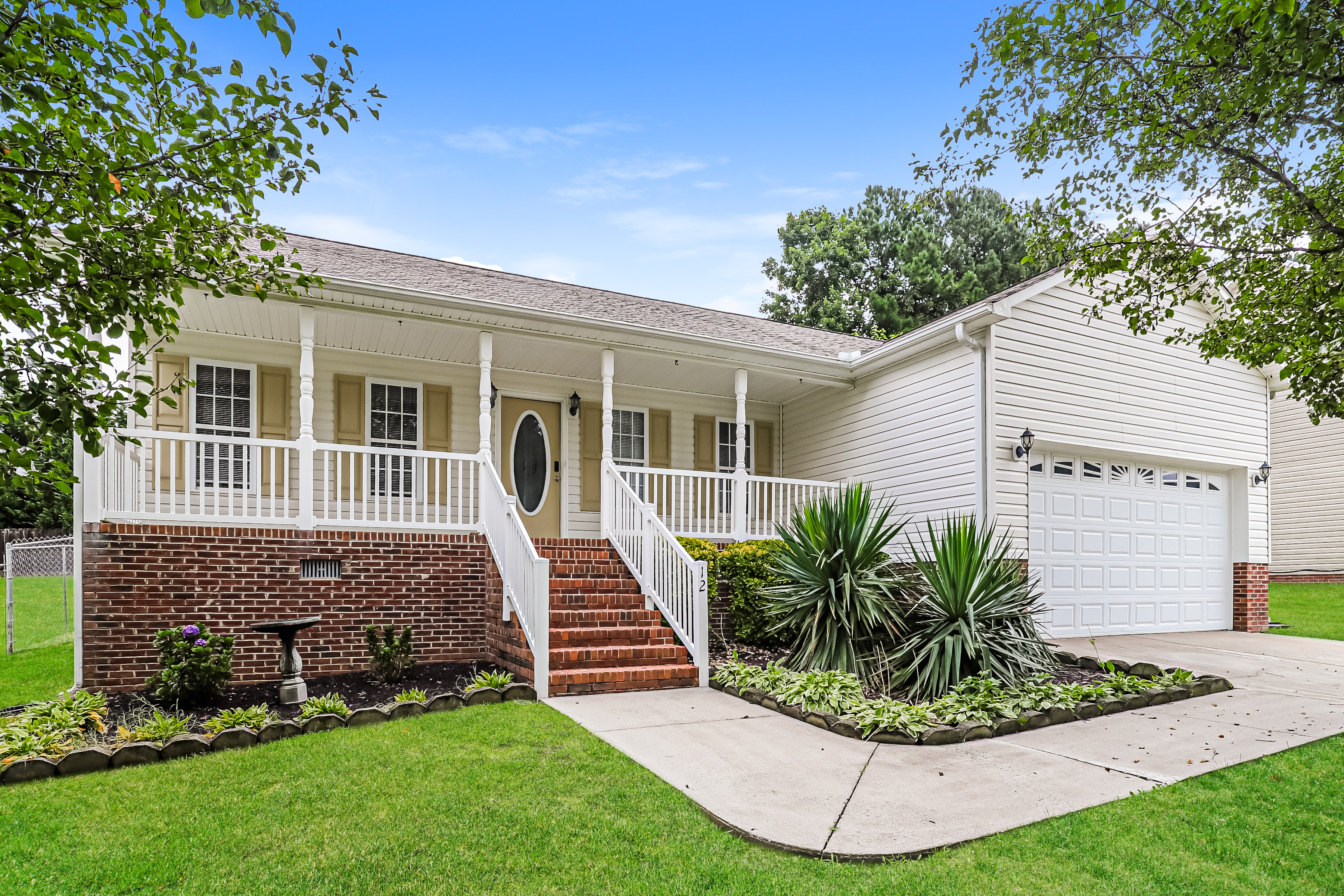 12 COLLIN LN THOMASVILLE, NC 27360